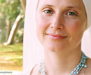 Snatam Kaur