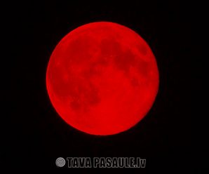 Pilnmēness Auna zodiaka zīmē
